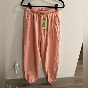 NWT Daily Drills Fleece Joggers in Dusty Rose, size: M/L